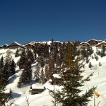 Blick vom Hüsli hoch ins Dorf